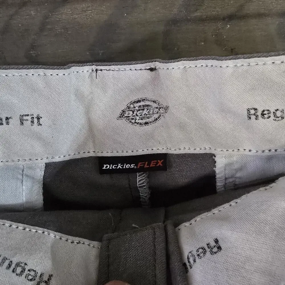 Dickies FLEX Men's Regular Fit Work Shorts Gray Size 32 Utility Flat Front